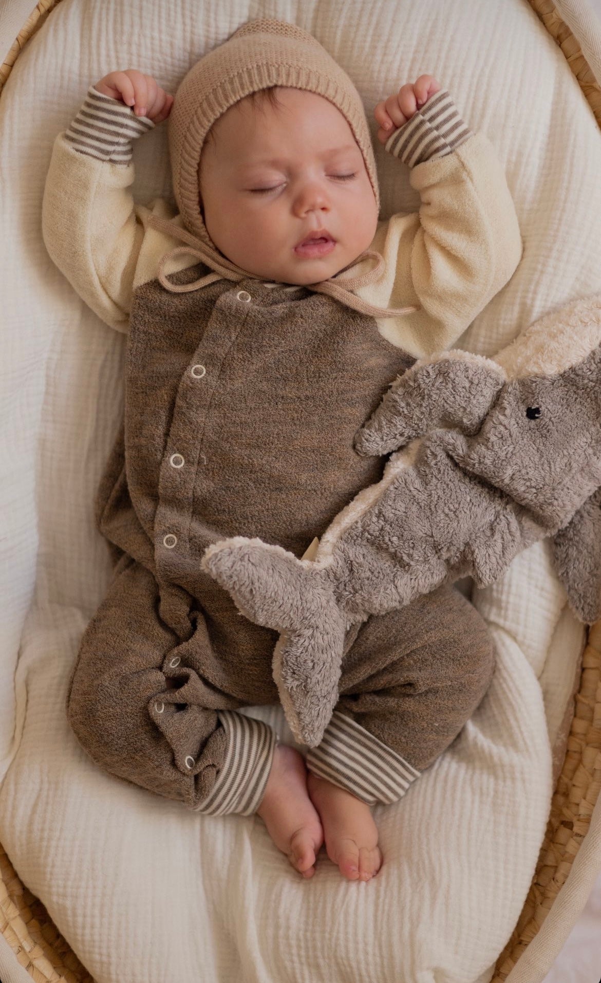 Zum Stillen und Schlafen